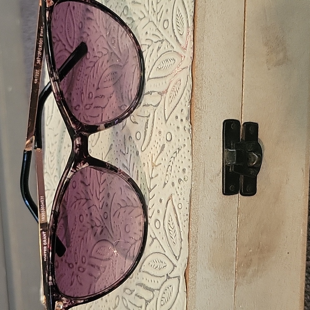 Foster Grant Fashion Patterned Sunglasses